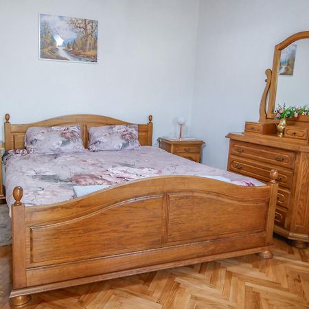 Apartman Marta I Soba Maja Gradiste エクステリア 写真